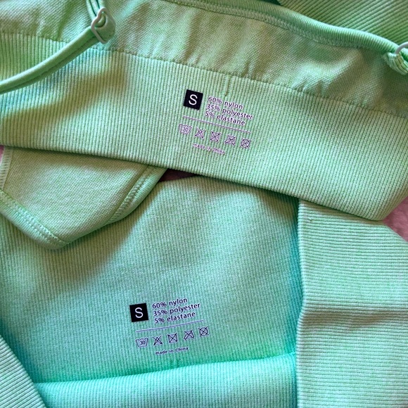 Green Active Set - Picture 2 of 3